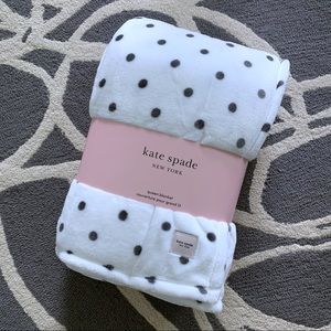 Kate Spade | Ultra-soft Polka Dot Throw Blanket